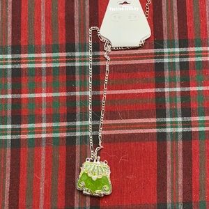 Green purse necklace that opens